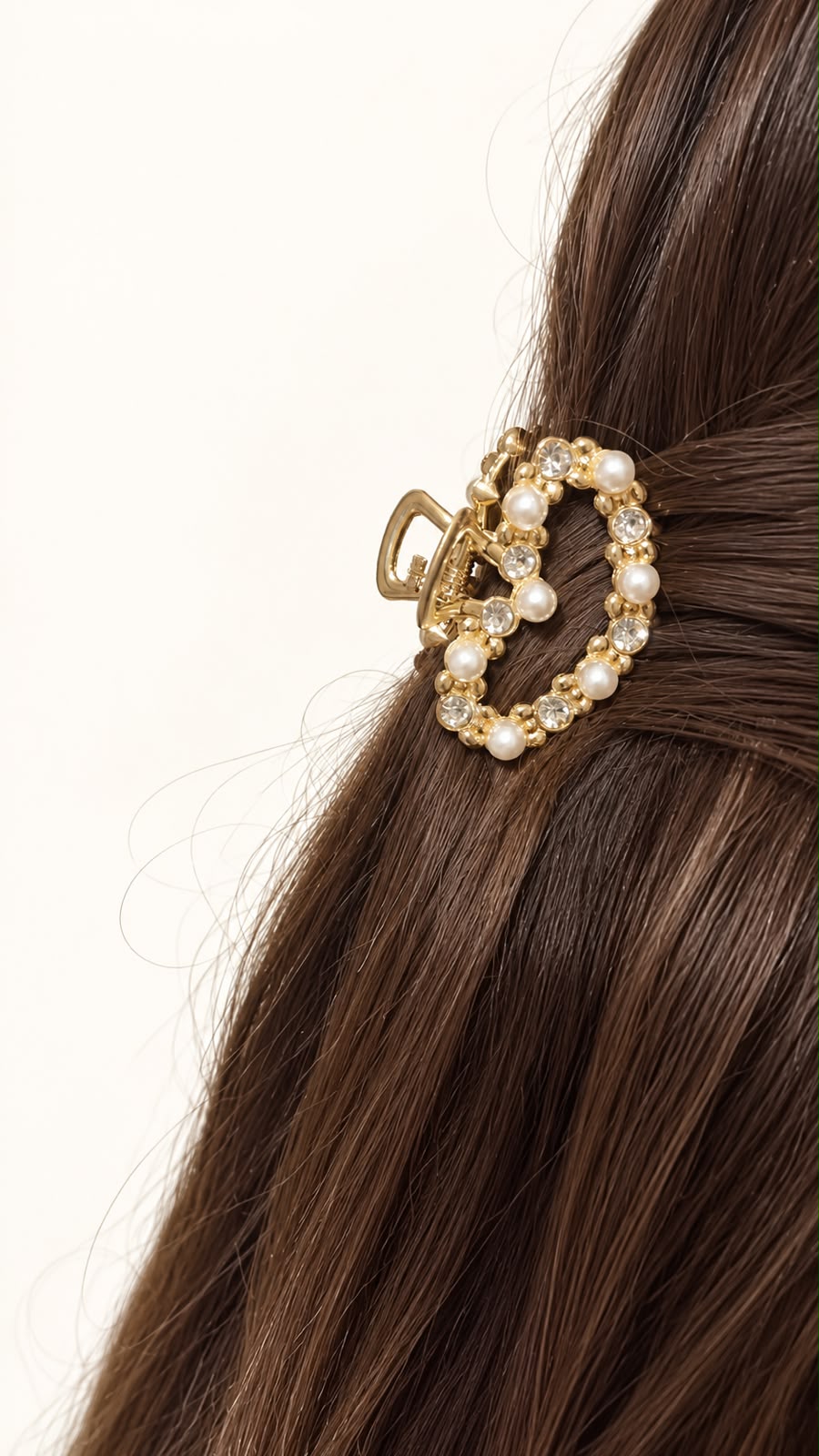 Mini presilha dourada com pérolas e strass