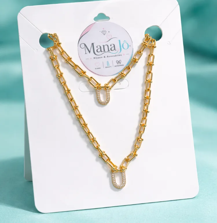 Conjunto Colar e Pulseira Dourado com Detalhes Cravejados