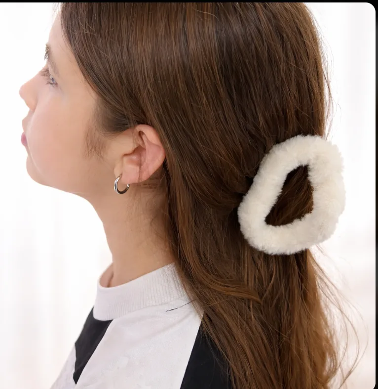 Presilha Felpuda Grande Off-White