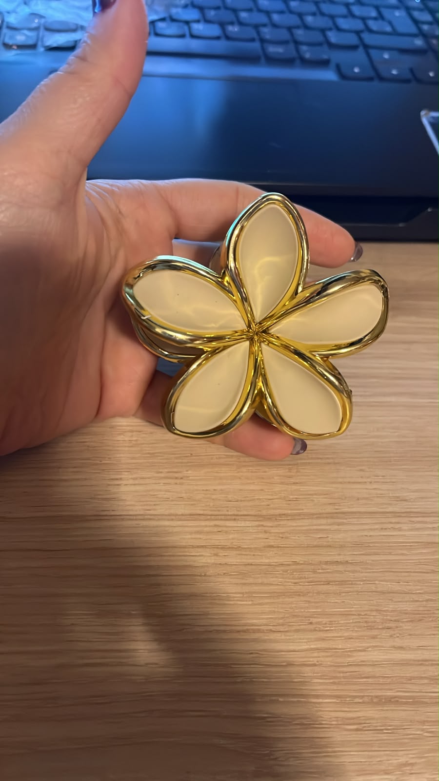 Presilha de Cabelo Flor Dourada