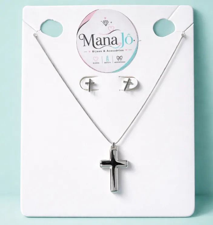 Conjunto de colar e brincos cruz prateado liso